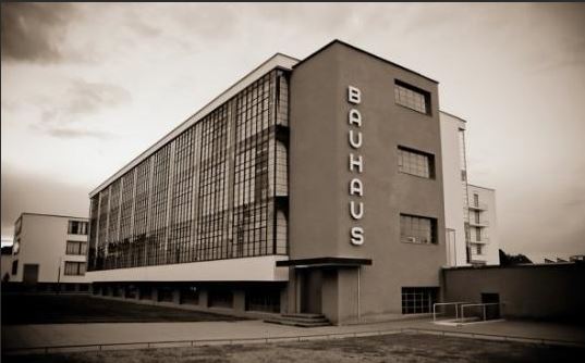 Das Bauhaus in Dessau - Entwurf von Walter Gropius